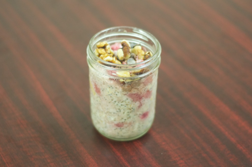 Oatmeal with Strawberries and Chocolate Chips 1