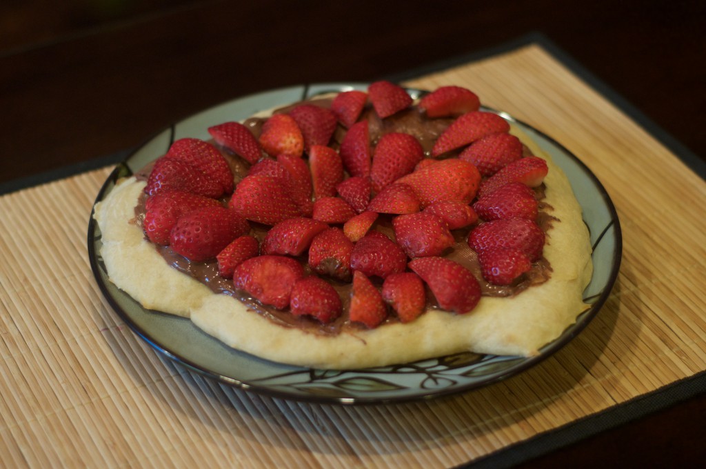 Nutella Strawberry Pizza 1