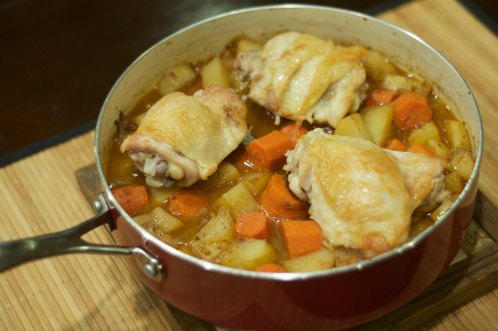 braised-chicken-thighs-with-potatoes-and-carrots-2